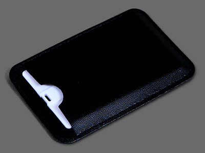 Черный кожаный чехол для флешки в виде пластиковой карты