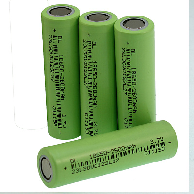 Новая мощная 18650 литий-ионная аккумуляторная батарея круглая 2600 MAH (4 шт.)